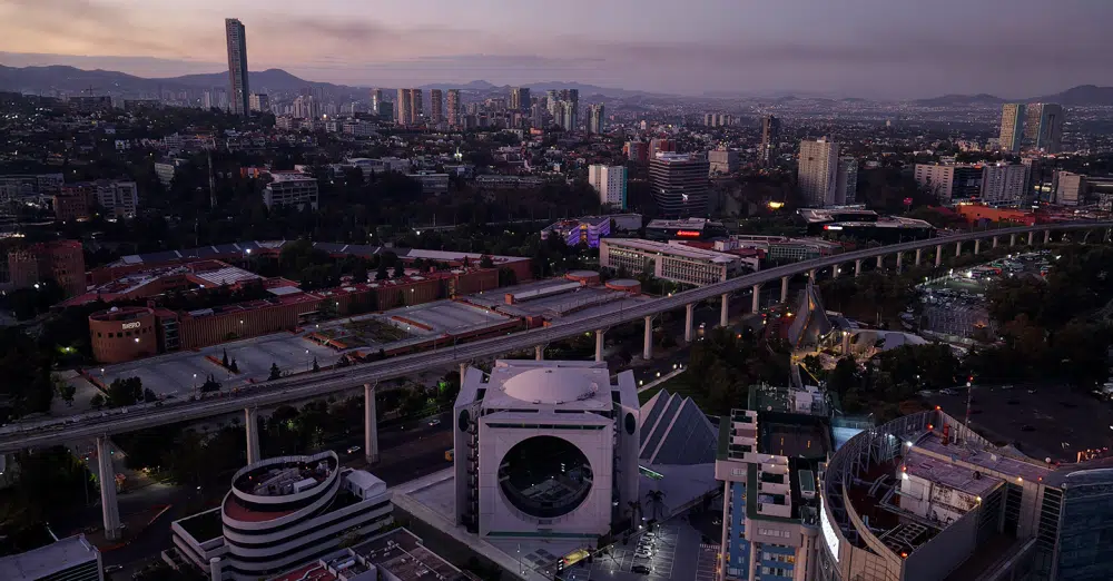 Arquitectura, Tecnología y Distinción